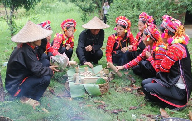 Tái hiện Lễ cúng bản của dân tộc La Hủ