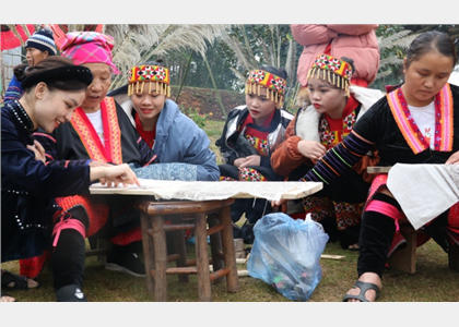 Đến 