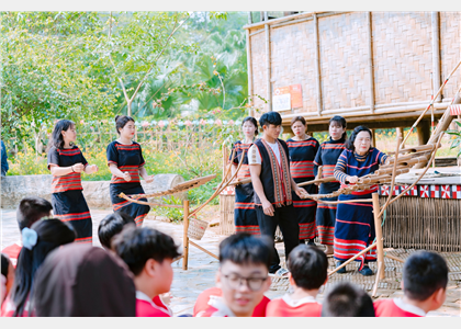 Chương trình “Trải nghiệm văn hoá - Dã ngoại cuối năm” dành cho học sinh các cấp tại 