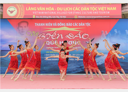 Chương trình Vùng cao mến yêu tại “Làng”