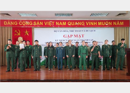 Bộ VHTTDL tổ chức gặp mặt kỷ niệm 75 năm Ngày thành lập QĐND Việt Nam, 30 năm Ngày hội QPTD và 10 năm thành lập Hội Cựu chiến binh