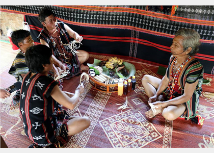 Lễ mừng nhà Gươl của dân tộc Cơ Tu tại “Ngôi nhà chung”