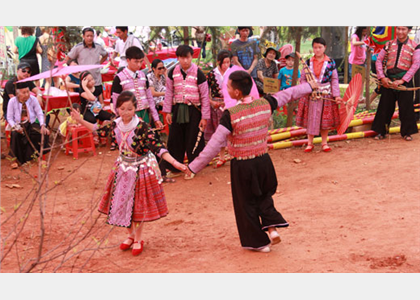 Nhộn nhịp Phiên chợ Vùng cao phía Bắc 