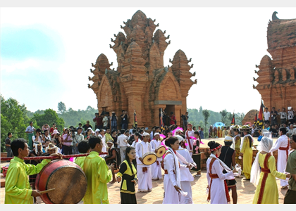  Điều chỉnh thời gian tổ chức Ngày hội văn hóa dân tộc Chăm lần thứ VI tại tỉnh Khánh Hòa, năm 2025