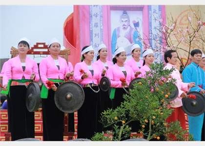 Kế hoạch tổ chức Ngày Văn hóa các dân tộc Việt Nam 19/4 và Năm Gia đình Việt Nam 2013