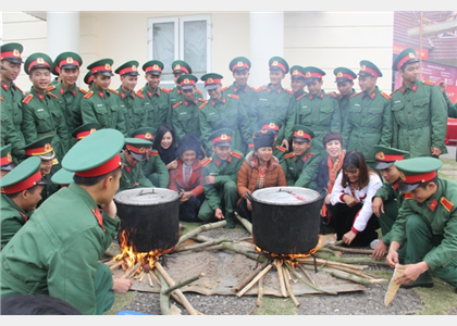  Khai mạc Chương trình “Gói bánh chưng xanh cùng người nghèo ăn Tết” năm 2019
