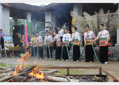 Nhộn nhịp Chợ phiên vùng cao đón chào năm mới 2019 tại “Ngôi nhà chung”