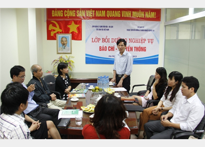 Khai giảng lớp bồi dưỡng nghiệp vụ Báo chí - Truyền thông