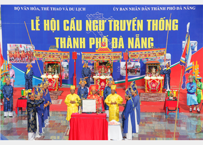  Về “Làng” dự Lễ Cầu ngư truyền thống của ngư dân biển Đà Nẵng