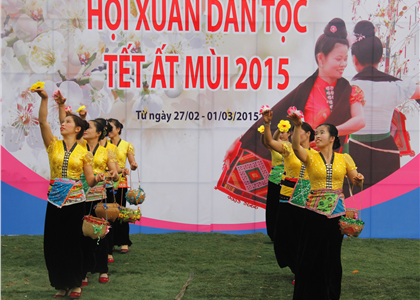 Khai mạc Hội Xuân dân tộc 2015