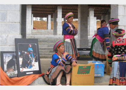 Chương trình hoạt động của cộng đồng dân tộc H’Mông từ 15/4 - 23/4/2012