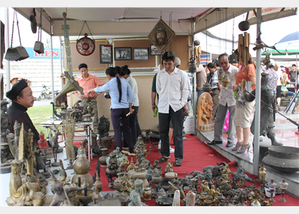 Khai mạc Triển lãm Làng nghề dân gian truyền thống