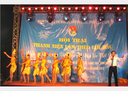 Một số hình ảnh Liên hoan Văn hóa các dân tộc VN 2012 (P2) 